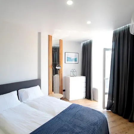 Old Апартаменты *