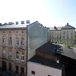 Apartment Old *